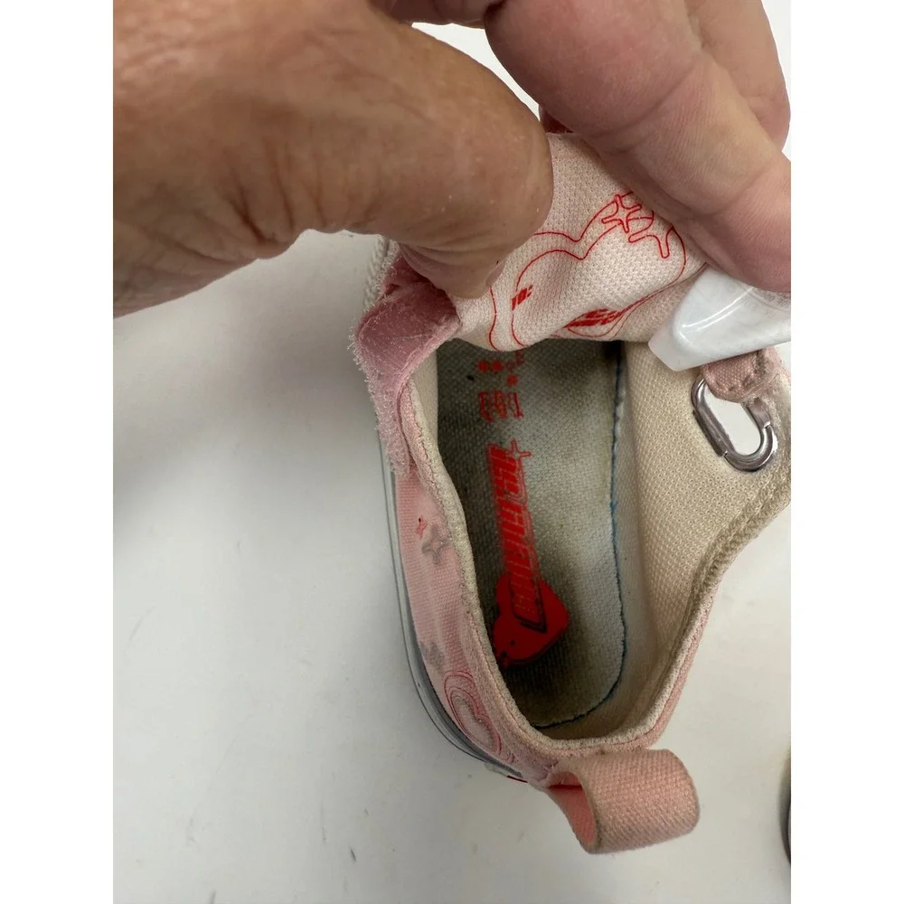 Converse‎ All Star Pink Heart Toddler Girls Sneakers Shoes Size US 4